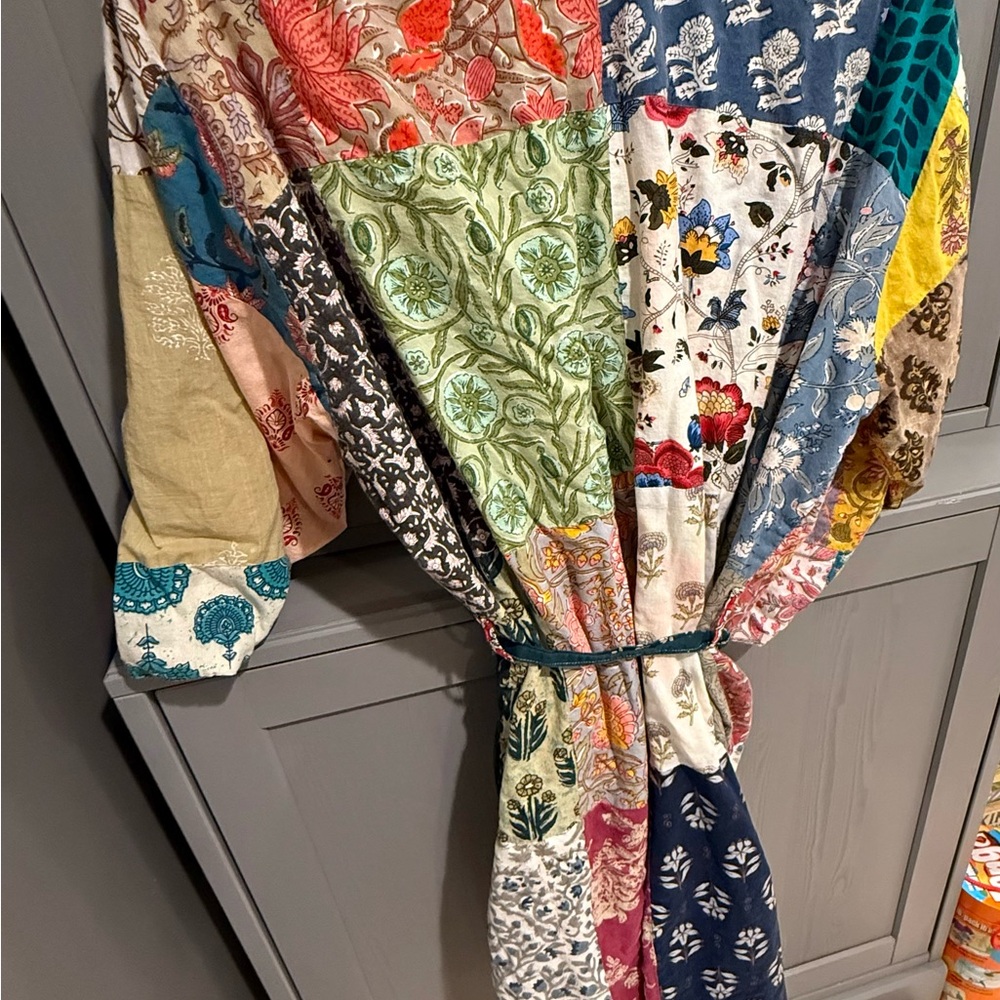 Repurposed Cotton Sari Robe - Picture 3 of 12